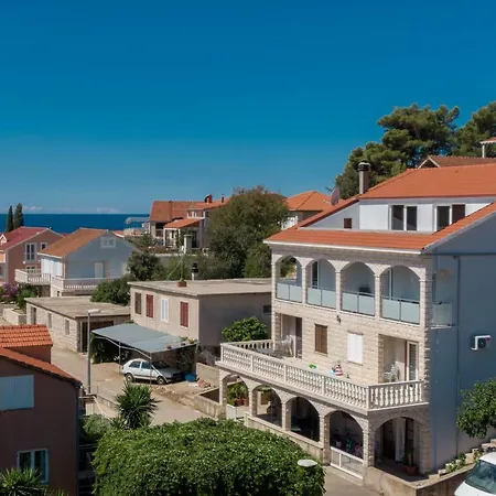 아파트 Maloa One Bedroom White Smokvica (Korcula)