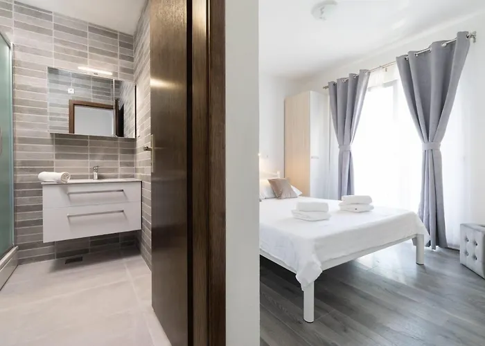 Maloa One Bedroom White * Smokvica (Korcula)
