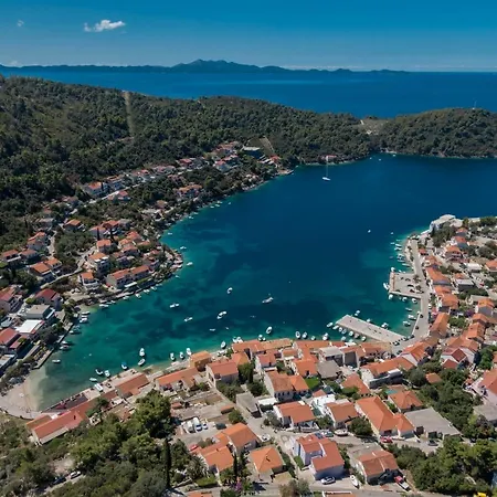 Maloa One Bedroom White * Smokvica (Korcula)